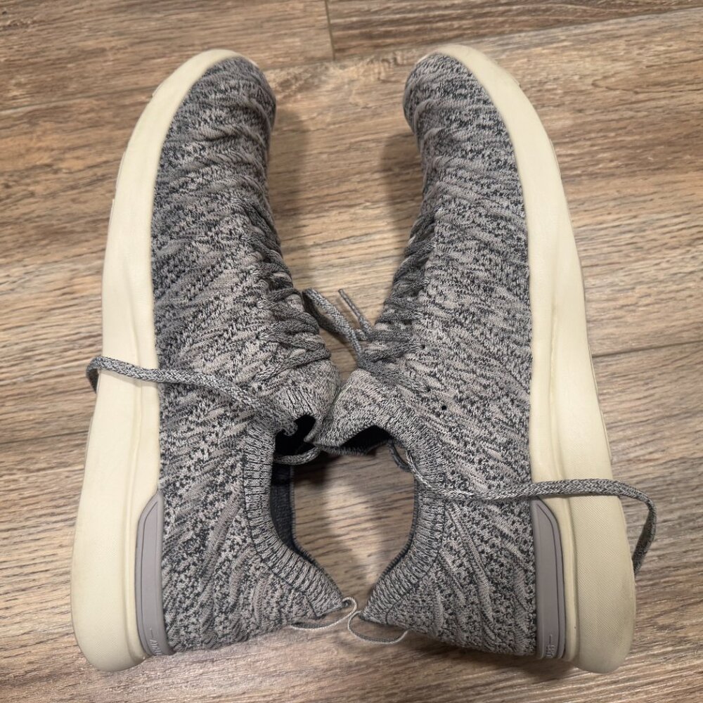 ATHLETIC PROPULSION LABS APL TECHLOOM WAVE RUNNING SHOES SIZE 13 GREY/WHITE